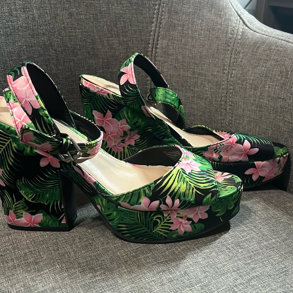 Floral heels